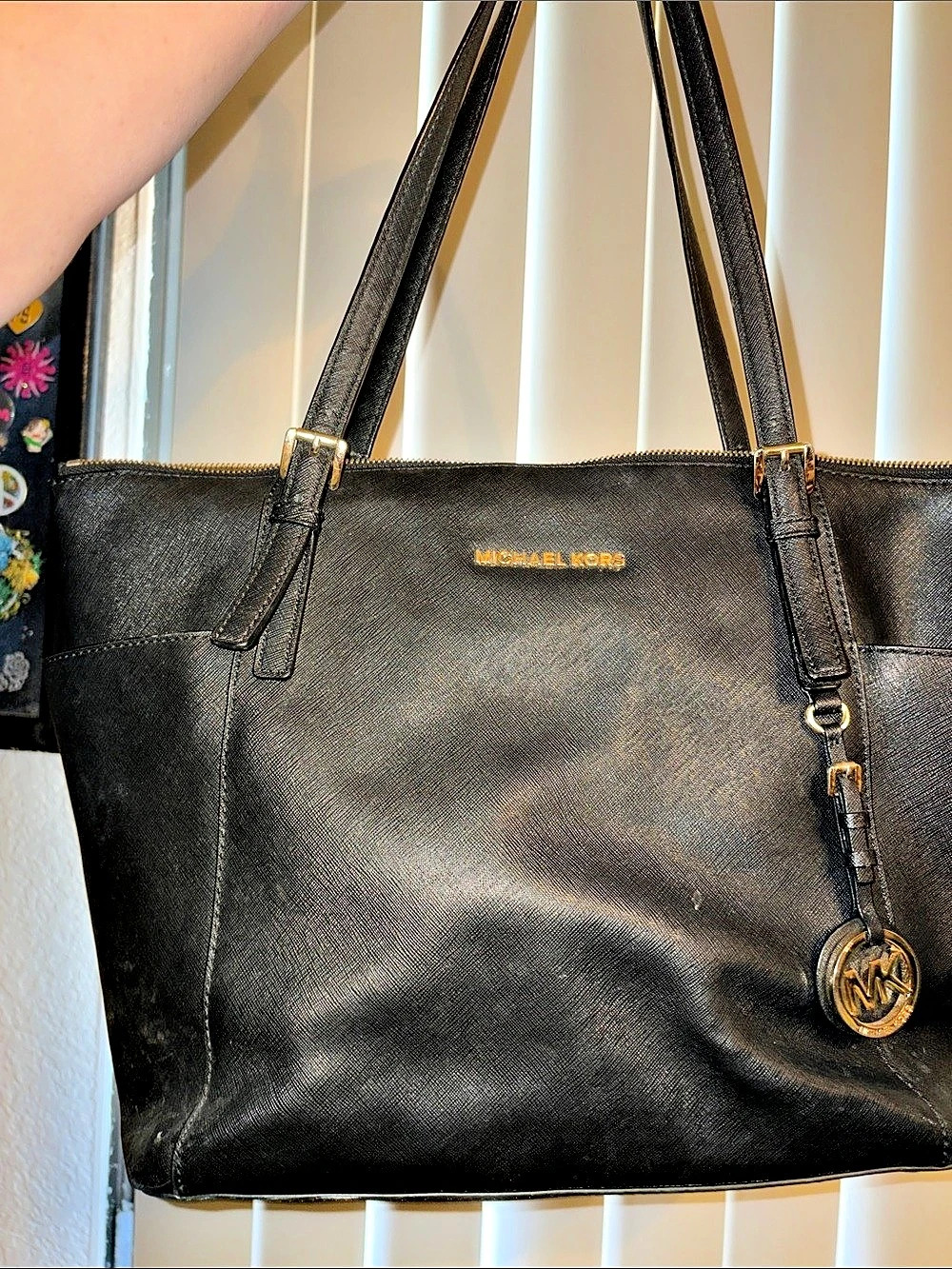 Michael Kors Jet Set Travel Large Top-Zip Tote Black